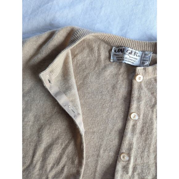 Jaeger Vintage 100% Scottish Cashmere Cardigan Sweater Size 34 EU Quiet Luxury - Picture 2 of 16